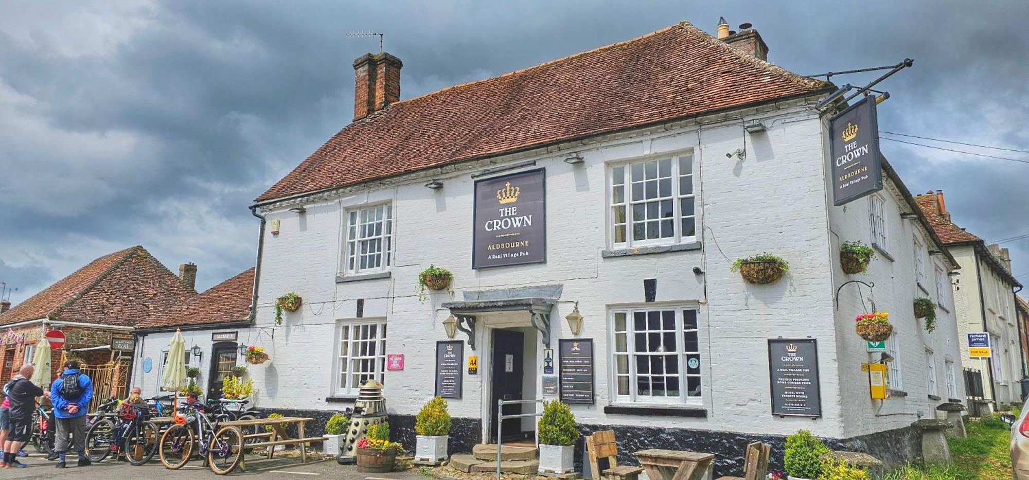 The Crown Aldbourne Hotel Exterior photo
